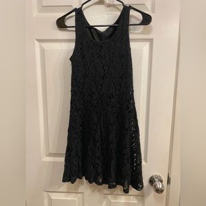 Elegant floral lace pattern black dress size XS
